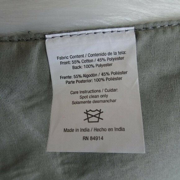 New Holiday Table Runner Christmas Lights Bulbs Merry & Bright Gray Multi Color - Picture 6 of 10